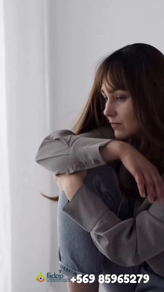 El 1 de octubre de 2013, el Congreso promulgó la Ley 20.699 que declara al 25 de marzo como el Día del Niño que está por Nacer y la Adopción. Con ello, se buscó realzar a la adopción como alternativa a un embarazo no deseado. 
Hoy 25 de marzo, en Fadop relanzamos nuestro Programa Mujer en Conflicto con el Embarazo, desde el cual brindaremos apoyo a todas las mujeres que tengan dudas sobre su marentalidad, escuchándolas  y dándoles información oportuna que les permita tomar la mejor decisión para su futuro y el de su hijo o hija. 
En Fadop las escuchamos a todas, sin prejuicios. 
Llámanos al +569 85965279
embarazo@fadop.cl